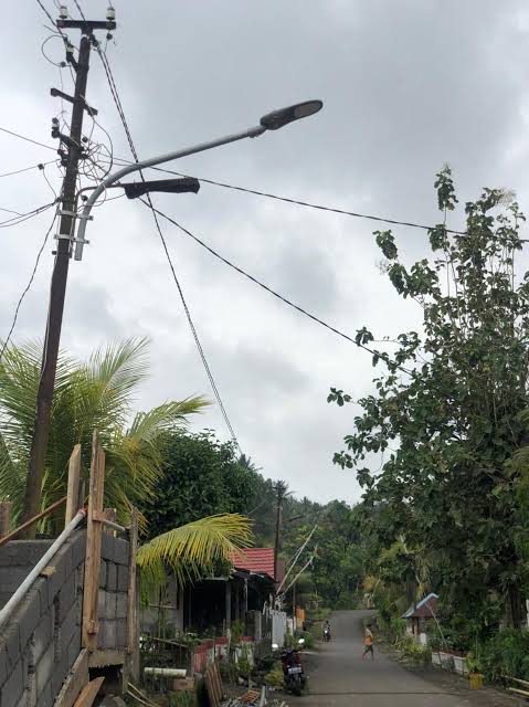 Pemasangan Penerangan Jalan Umum (PJU) & Kabel DX